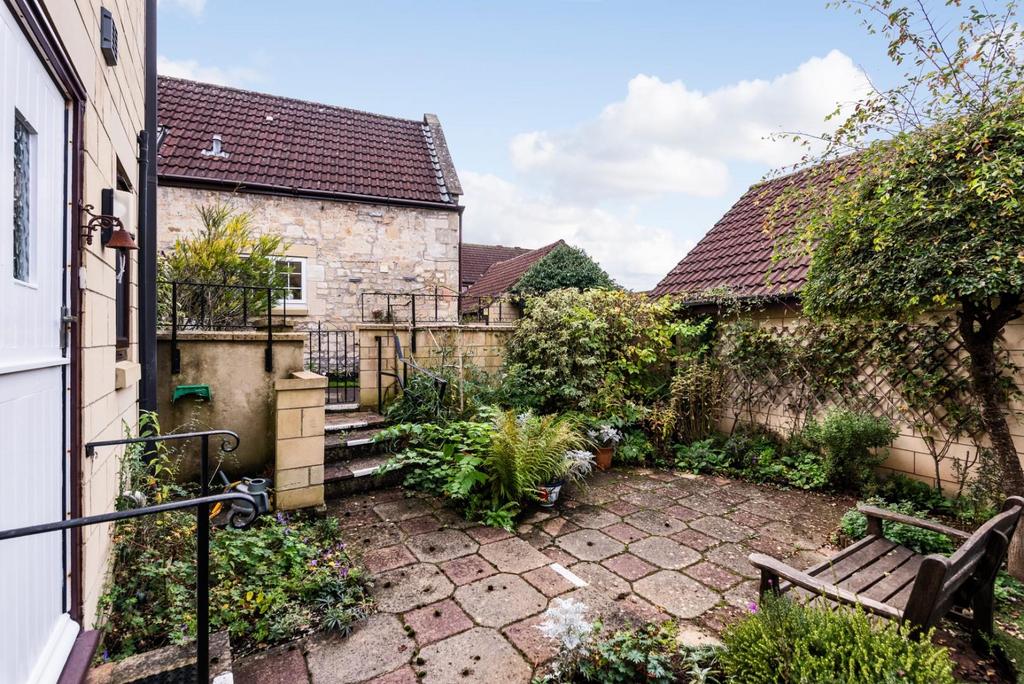 21 Harbutts, Bathampton, Bath, BA2 6 TA-2.jpg
