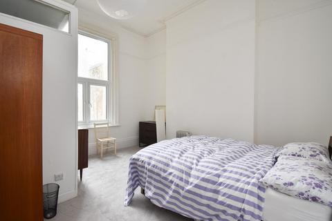 2 bedroom flat for sale, Church Road, St Leonards-On-Sea