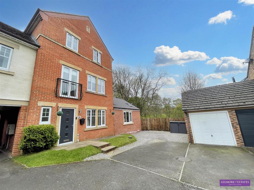 Bells Lonnen, Prudhoe 5 bed townhouse for sale £375,000