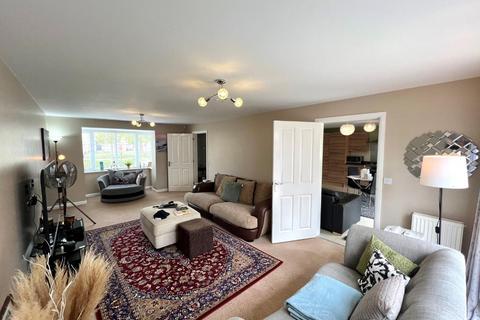 4 bedroom detached house for sale, Maxwell Crescent, Dustion, Northampton NN5