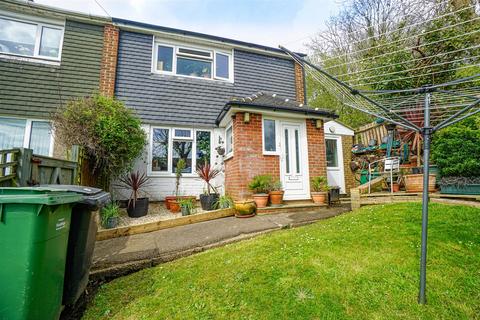 2 bedroom end of terrace house for sale, Holmhurst Lane, St. Leonards-On-Sea