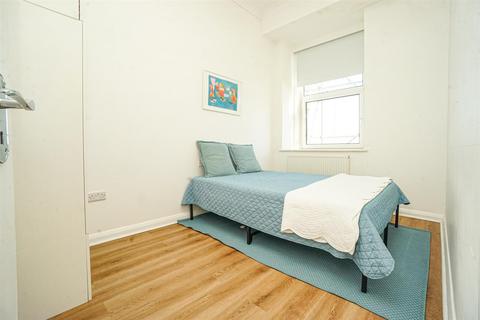 1 bedroom flat for sale, Eversfield Place, St. Leonards-On-Sea