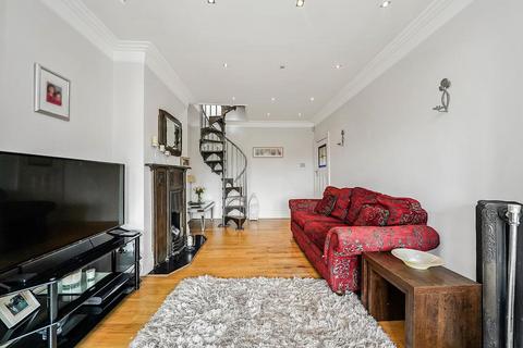 28 Sunset Avenue, London, E4 7LW