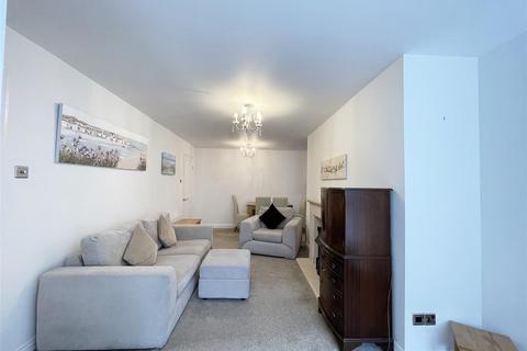 1 bedroom apartment for sale, Esplanade, Scarborough YO11