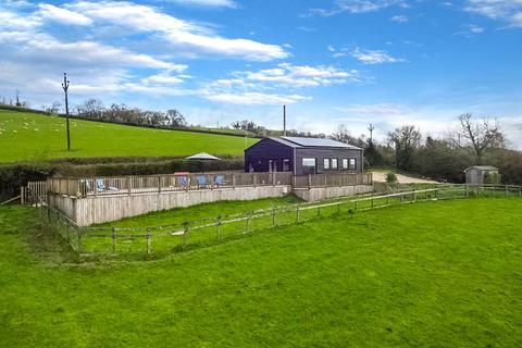 2 bedroom bungalow for sale, Shillingford, Tiverton, Devon, EX16