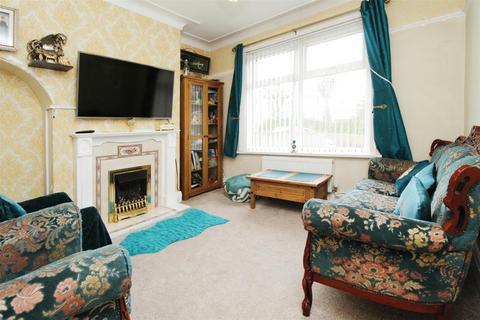 3 bedroom semi-detached house for sale, Thoresby Grove, Bradford BD7