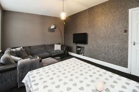 18 Beech Road, Bradford, BD6 1ED