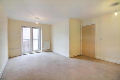 2 bedroom apartment to rent, Coxhill Way, Aylesbury