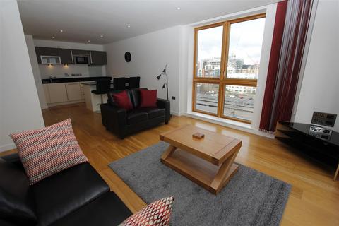 2 bedroom flat to rent, Watermans Place, Granary Wharf