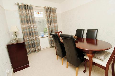97 Jer Lane, Bradford, BD7 4NW