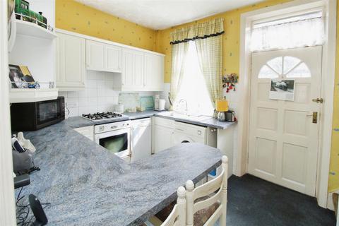 9 Windermere Road, Bradford, BD7 4RQ