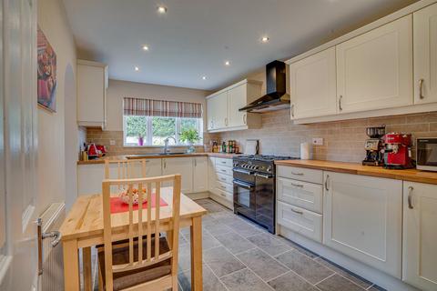 4 bedroom detached house for sale, High Oaks Close, Locks Heath