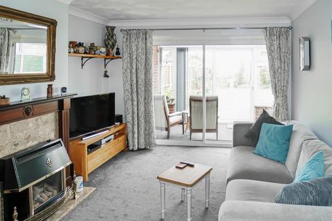 2 bedroom semi-detached bungalow for sale, Highdown Drive, Littlehampton BN17