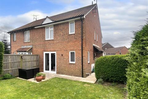 2 bedroom end of terrace house for sale, Fastnet Way, Beaumont Park BN17