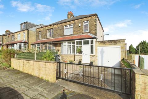 3 bedroom semi-detached house for sale, Hollingwood Mount, Bradford BD7