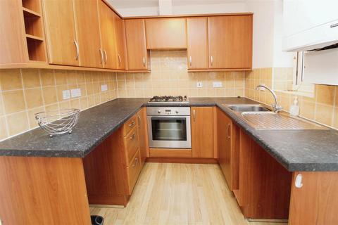 1 bedroom apartment for sale, Chartwell Drive, Bradford BD6