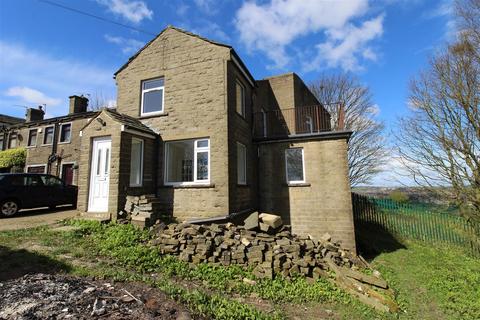 2 bedroom cottage for sale, Nab End, Bradford BD13