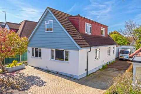 43 Lancing Park, Lancing, BN15 8RF