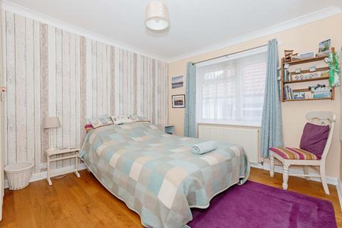 43 Lancing Park, Lancing, BN15 8RF