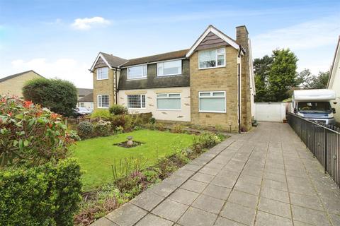 75 Common Road, Low Moor, Bradford, BD12 0TN