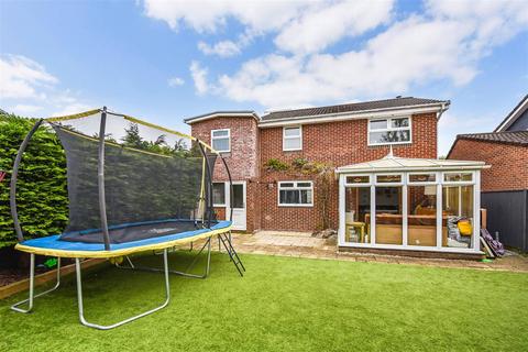 4 bedroom detached house for sale, Driftwood Gardens, Totton, Hampshire