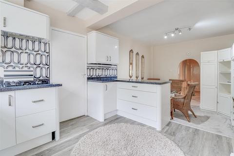 162 Lifstan Way, Southend-on-sea, SS1 2XF
