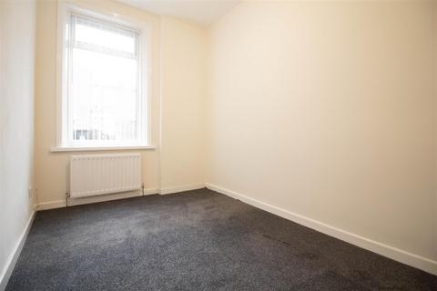 2 bedroom ground floor flat to rent, Percy Street, Wallsend