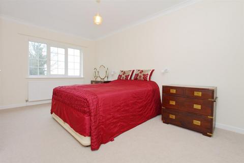 3 bedroom bungalow for sale, Upper Chute, Andover