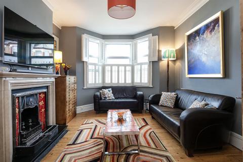 4 bedroom terraced house for sale, Bushey Hill Road, Camberwell, SE5