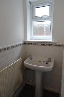 3 bedroom terraced house to rent, Jedburgh Street, Middlesbrough, TS1 2HX