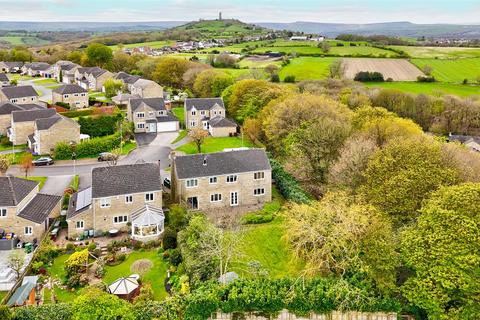 4 bedroom detached house for sale, Helted Way, Almondbury, Huddersfield, HD5 8XZ