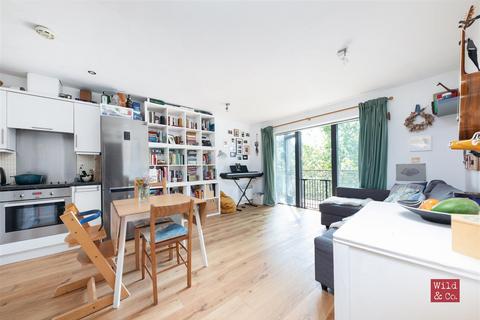 1 bedroom flat for sale, Woodmill Road, Hackney
