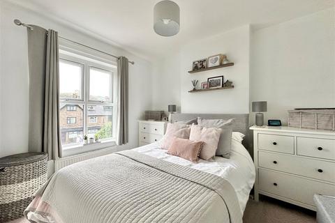 34 Buxton Road, Whaley Bridge, High Peak, SK23 7JE