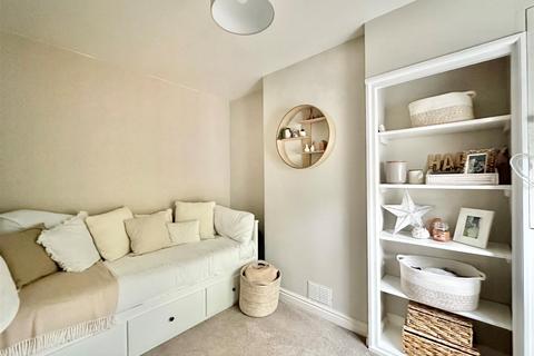 34 Buxton Road, Whaley Bridge, High Peak, SK23 7JE