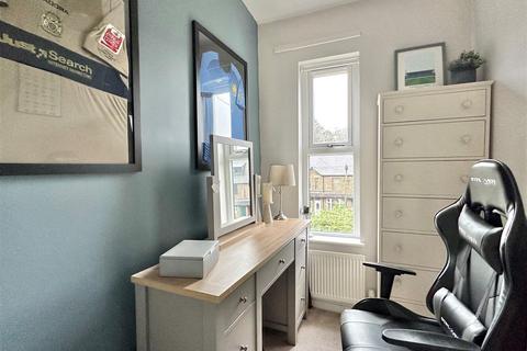 34 Buxton Road, Whaley Bridge, High Peak, SK23 7JE