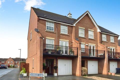 3 bedroom townhouse for sale, Rambures Close, Warwick