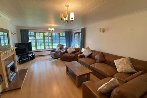 5 bedroom house to rent, Dorchester Road, Cannock