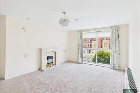 2 bedroom flat for sale, Commonwealth Drive, Three Bridges RH10