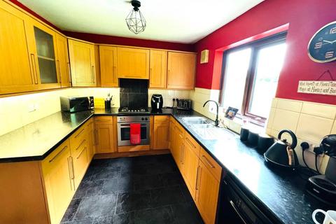 4 bedroom detached house for sale, Llys Cilsaig, Dafen, Llanelli