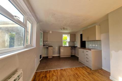 3 bedroom semi-detached house for sale, Westlands, Heytesbury, Warminster