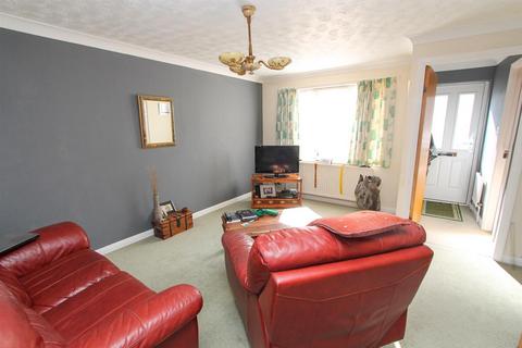 24 Claydon Drive, Croydon, CR0 4QX