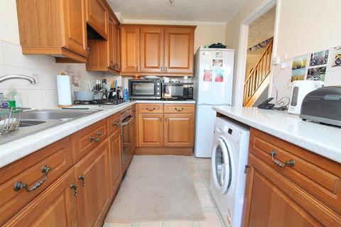 24 Claydon Drive, Croydon, CR0 4QX