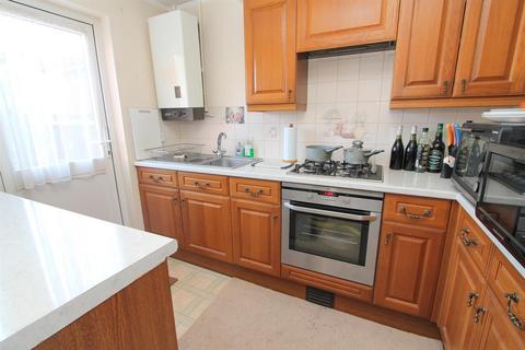 24 Claydon Drive, Croydon, CR0 4QX