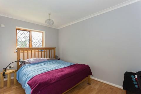 3 bedroom end of terrace house for sale, Langtons Meadow, Farnham Common SL2