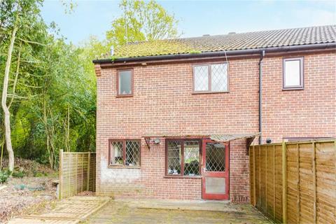 109 Langtons Meadow, Farnham Common, Slough, SL2 3NS