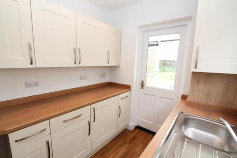 17 Leechcroft Road, Wallington, SM6 7JF