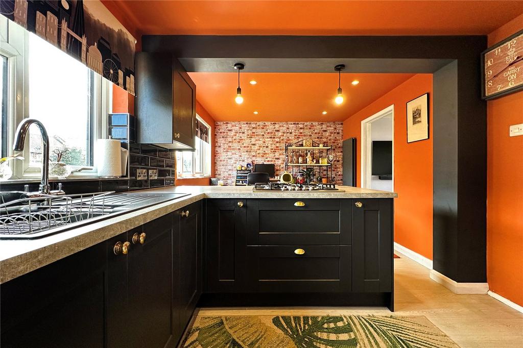 Kitchen/Breakfast