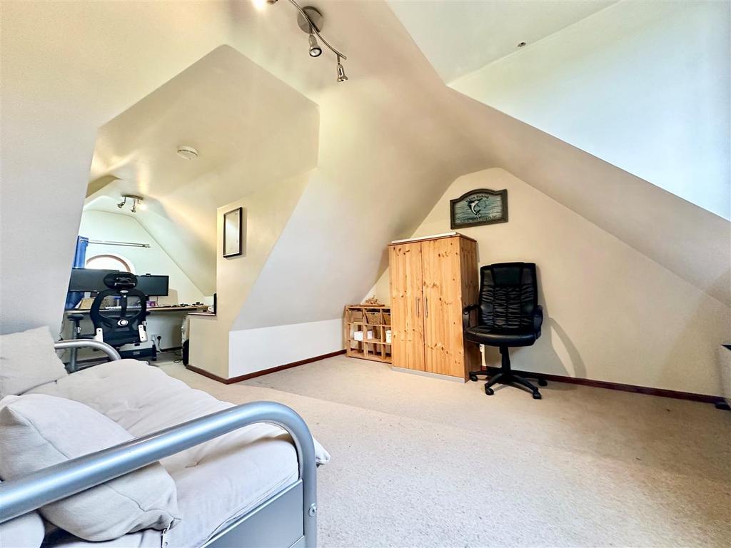 Bedroom5.jpg