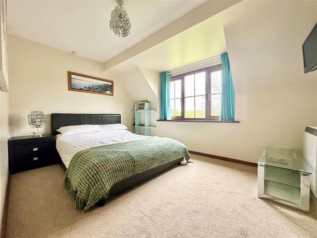 Bedroom2.jpg