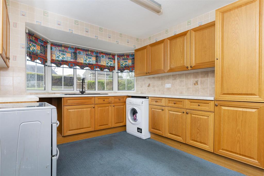 Town End Lane, Lepton, Huddersfield 4 bed detached bungalow for sale